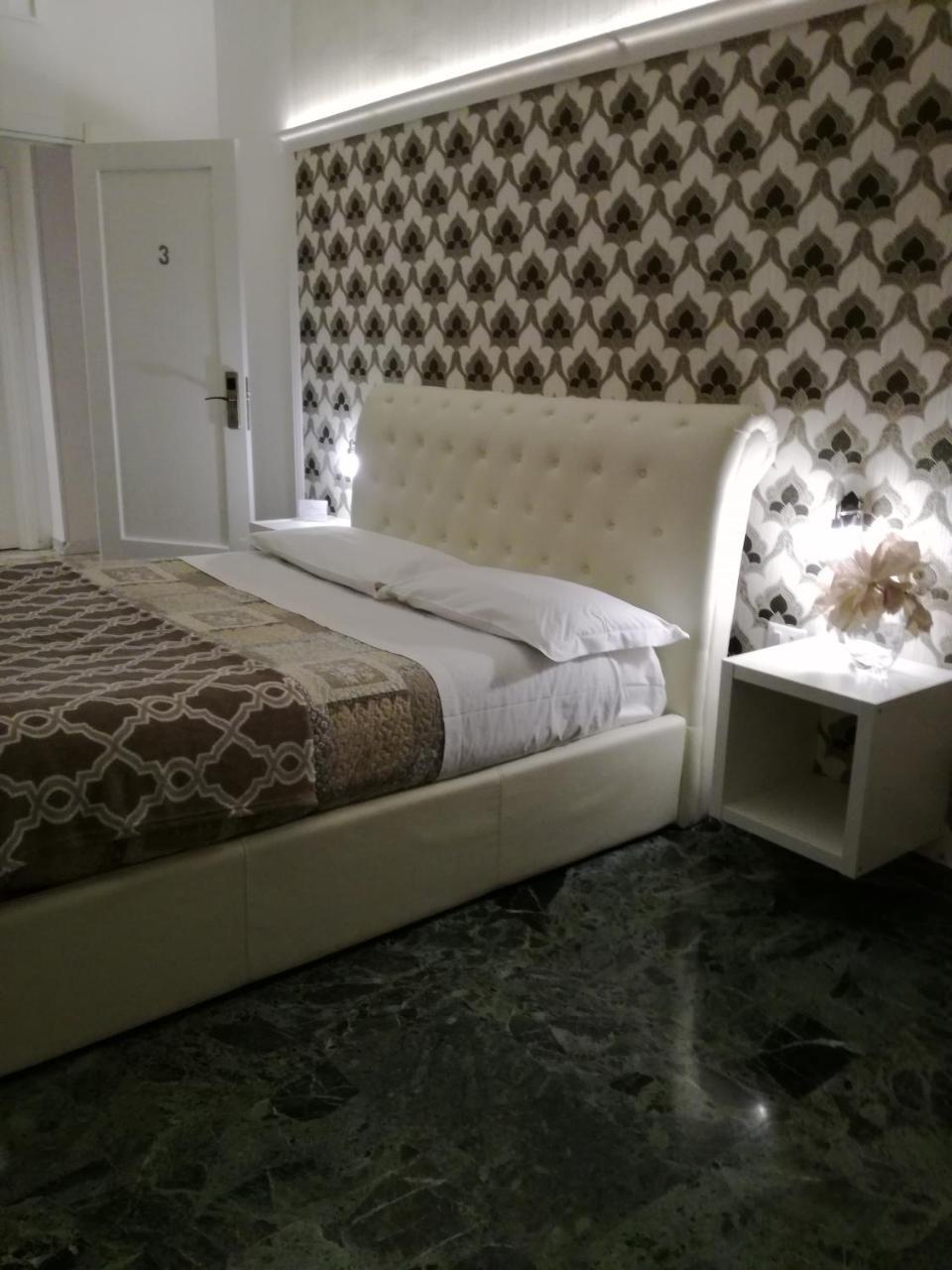 B&B Abatjour - Ambiente Sanificato - Test Antilegionella Assolto Foggia Exterior photo